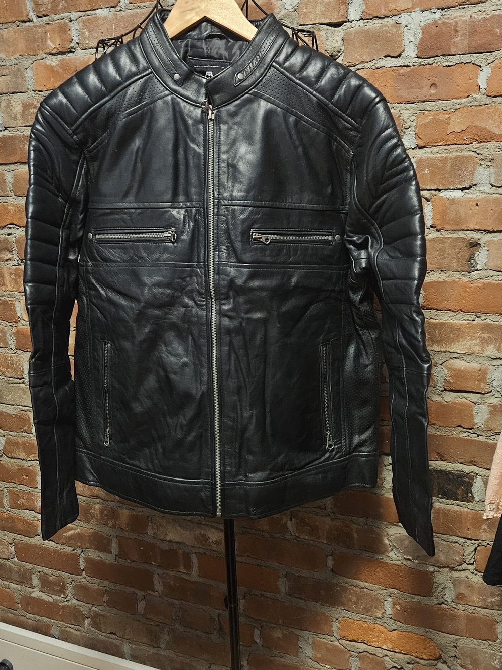 Men's Black Quilted Leather Bomber Jacket - Decrum